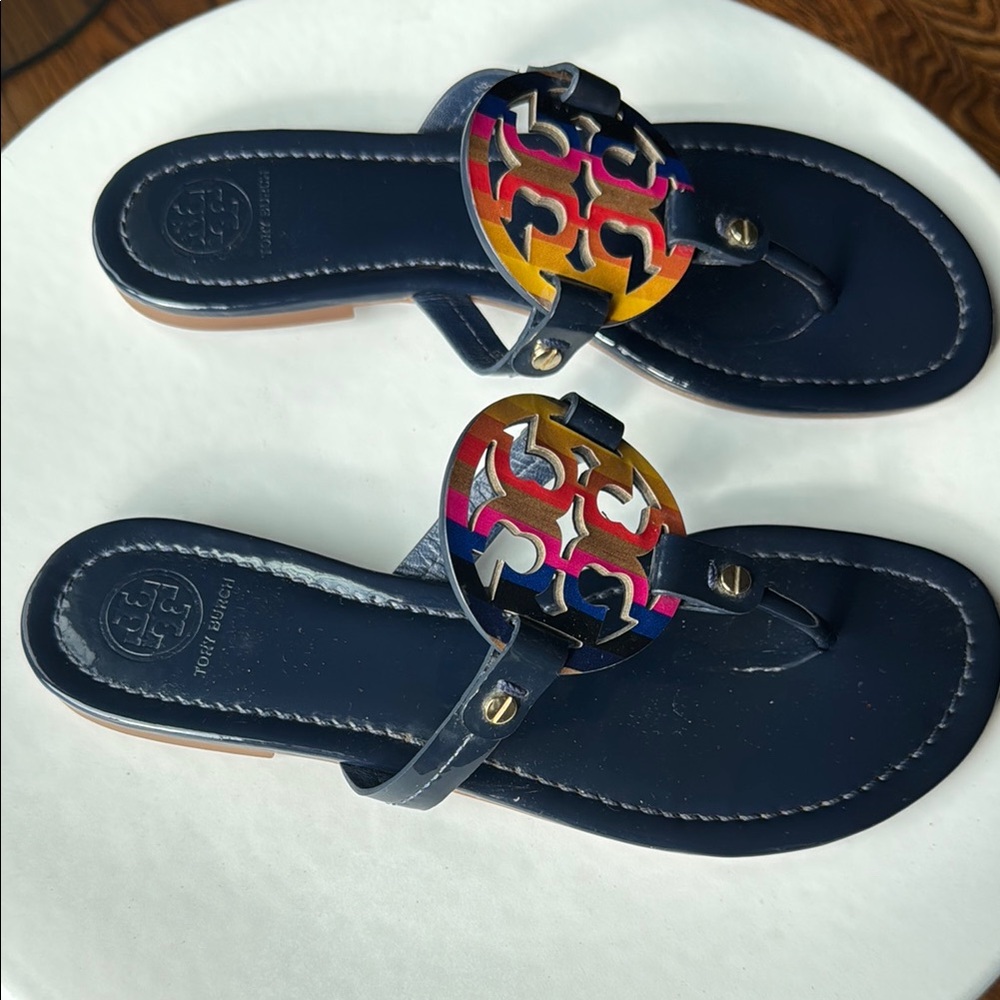 Tory Burch Navy Miller Sandals Multicolor Logo Size 8.5 - Picture 2 of 13